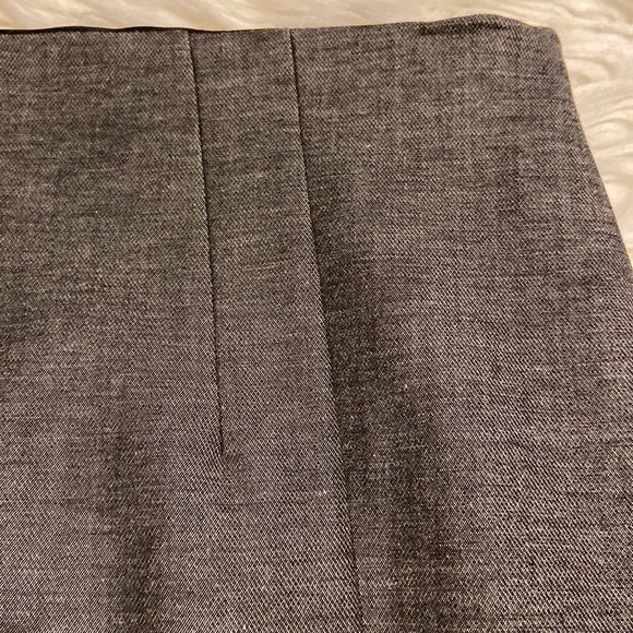 Express Skirt size 4 brand new with tag color gray long 20” - Picture 10 of 11